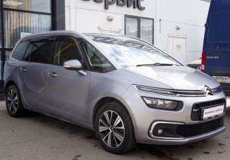 Подержанный автомобиль Citroen C4 Picasso 2018 года (3 фото)