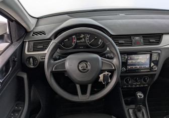 Подержанный автомобиль Skoda Rapid Liftback 2019 года (21 фото)