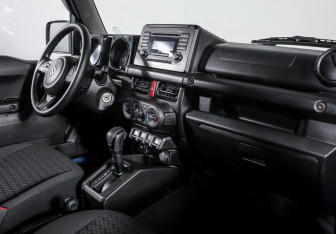 Подержанный автомобиль Suzuki Jimny 2021 года (9 фото)