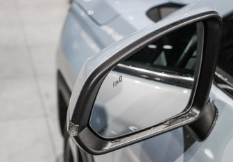 Подержанный автомобиль Москвич 3 2024 года (13 фото)