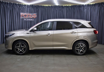 Подержанный автомобиль Evolute i-SPACE 2024 года (8 фото)