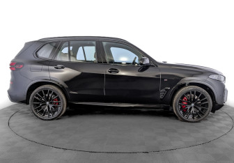 Новый BMW X5 2024 (4 фото)