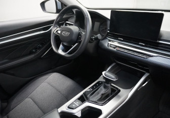 Подержанный автомобиль Geely Emgrand 2024 года (10 фото)