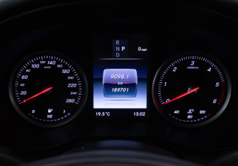 Подержанный автомобиль Mercedes-Benz GLC Coupe 2016 года (12 фото)