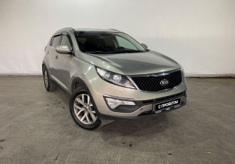 Подержанный автомобиль Kia Sportage 2015 года (3 фото)