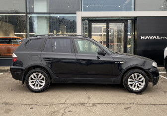 Подержанный автомобиль BMW X3 2008 года (4 фото)