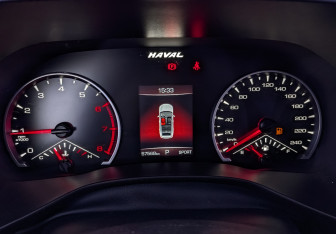 Подержанный автомобиль Haval Jolion 2023 года (16 фото)