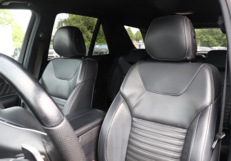 Подержанный автомобиль Mercedes-Benz GLE 2017 года (17 фото)