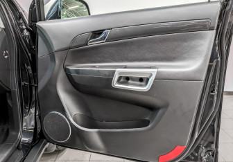 Подержанный автомобиль Opel Antara 2015 года (19 фото)