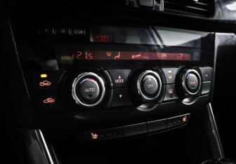 Подержанный автомобиль Mazda CX-5 2012 года (18 фото)