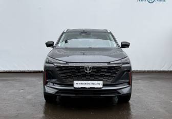 Подержанный автомобиль Changan CS55PLUS 2023 года (2 фото)