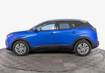 Подержанный автомобиль Peugeot 3008 2021 года (8 фото)