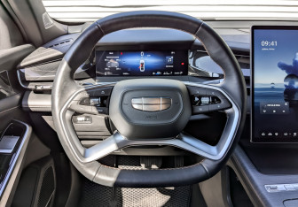 Подержанный автомобиль Geely Preface 2024 года (22 фото)