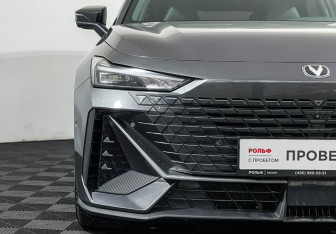 Подержанный автомобиль Changan UNI-V 2023 года (21 фото)