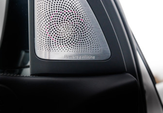 Подержанный автомобиль BMW X7 2023 года (21 фото)