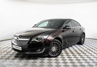 Подержанный автомобиль Opel Insignia Liftback 2013 года (1 фото)