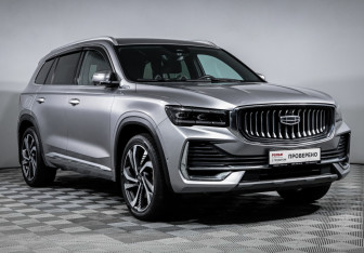 Подержанный автомобиль Geely Monjaro 2023 года (3 фото)