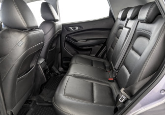 Подержанный автомобиль Chery Tiggo 4 2022 года (18 фото)