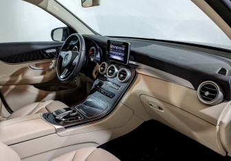 Подержанный автомобиль Mercedes-Benz GLC Coupe 2017 года (13 фото)