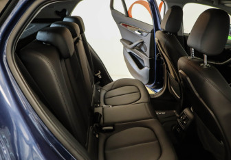 Подержанный автомобиль BMW X2 2021 года (23 фото)