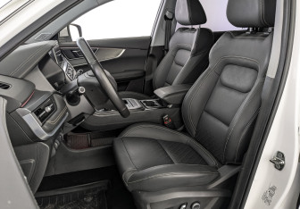 Подержанный автомобиль Chery Tiggo 8 2024 года (20 фото)