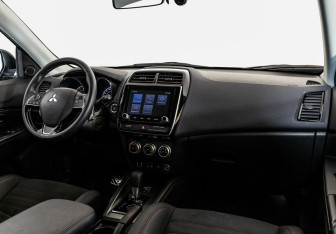 Подержанный автомобиль Mitsubishi ASX 2021 года (6 фото)