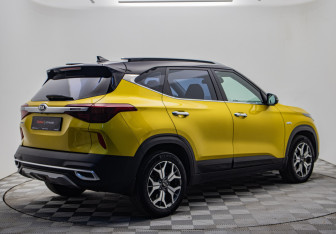 Подержанный автомобиль Kia Seltos 2020 года (5 фото)