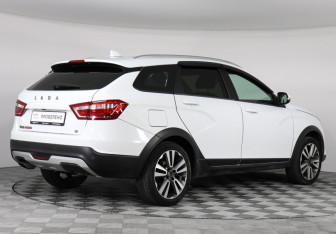 Подержанный автомобиль LADA (ВАЗ) Vesta Wagon 2019 года (5 фото)