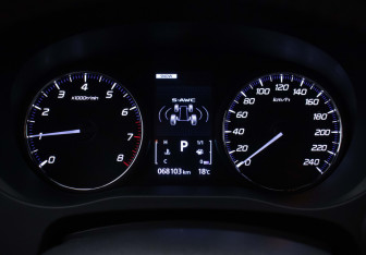 Подержанный автомобиль Mitsubishi Outlander 2021 года (12 фото)