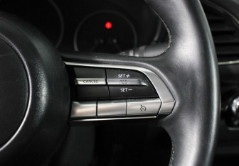 Подержанный автомобиль Mazda 3 Sedan 2019 года (9 фото)