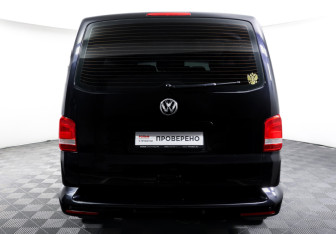 Подержанный автомобиль Volkswagen Caravelle 2013 года (6 фото)