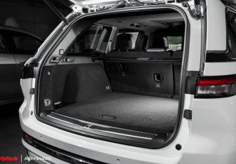 Подержанный автомобиль Jeep Grand Cherokee 2023 года (21 фото)