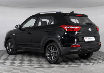 Подержанный автомобиль Hyundai Creta 2021 года (7 фото)