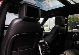 Подержанный автомобиль Land Rover Range Rover Sport 2020 года (12 фото)