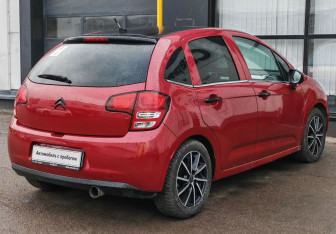 Подержанный автомобиль Citroen C3 Hatchback 2010 года (5 фото)