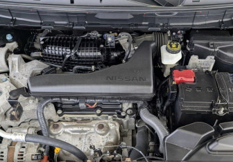 Подержанный автомобиль Nissan X-Trail 2021 года (9 фото)