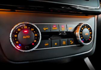 Подержанный автомобиль Mercedes-Benz GLE 2017 года (25 фото)