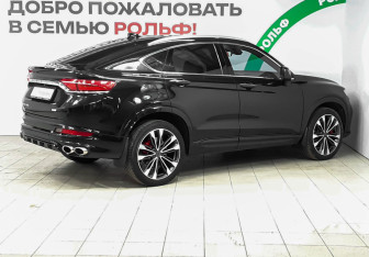 Подержанный автомобиль Geely Tugella 2023 года (4 фото)