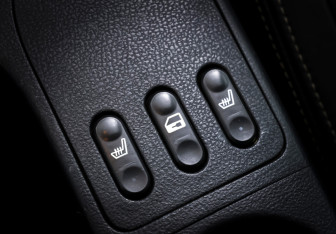 Подержанный автомобиль Nissan Qashqai 2008 года (16 фото)