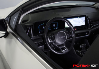 Подержанный автомобиль Kia Sportage 2023 года (18 фото)