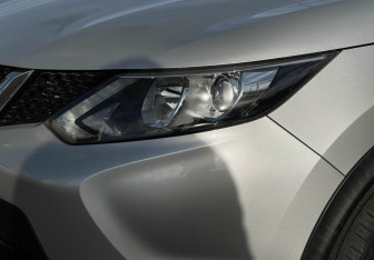 Подержанный автомобиль Nissan Qashqai 2015 года (14 фото)