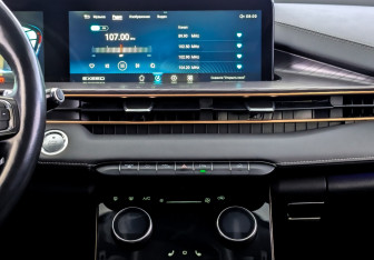 Подержанный автомобиль Exeed LX 2021 года (15 фото)