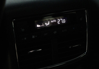 Подержанный автомобиль Mazda CX-9 2018 года (12 фото)