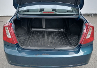 Подержанный автомобиль Chevrolet Lacetti Sedan 2008 года (14 фото)