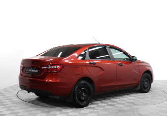 Подержанный автомобиль LADA (ВАЗ) Vesta Sedan 2021 года (4 фото)