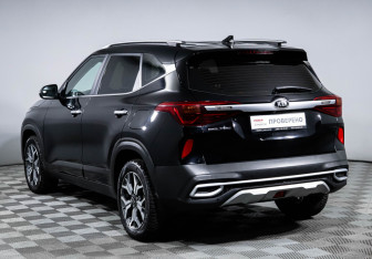 Подержанный автомобиль Kia Seltos 2020 года (7 фото)