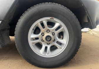 Подержанный автомобиль ТагАЗ Tager 2010 года (13 фото)