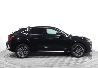 Подержанный автомобиль Audi Q3 Sportback 2020 года (4 фото)