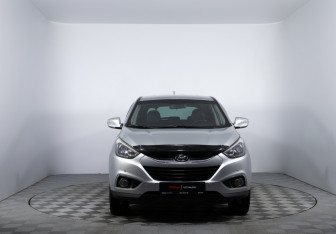 Подержанный автомобиль Hyundai ix35 2015 года (2 фото)
