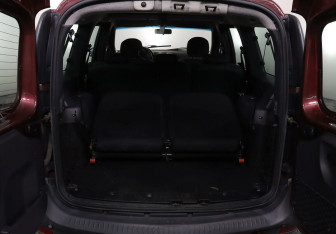 Подержанный автомобиль LADA (ВАЗ) Largus Wagon 2016 года (16 фото)